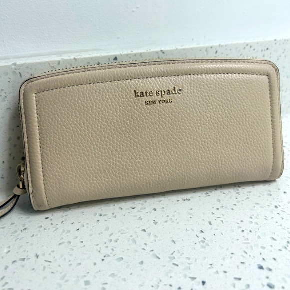Kate Spade Hand Wallet - Picture 1 of 9